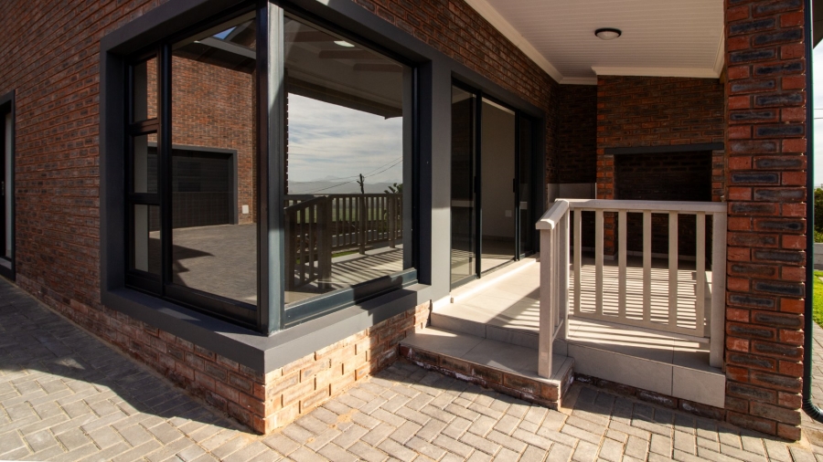 3 Bedroom Property for Sale in Fraaiuitsig Western Cape